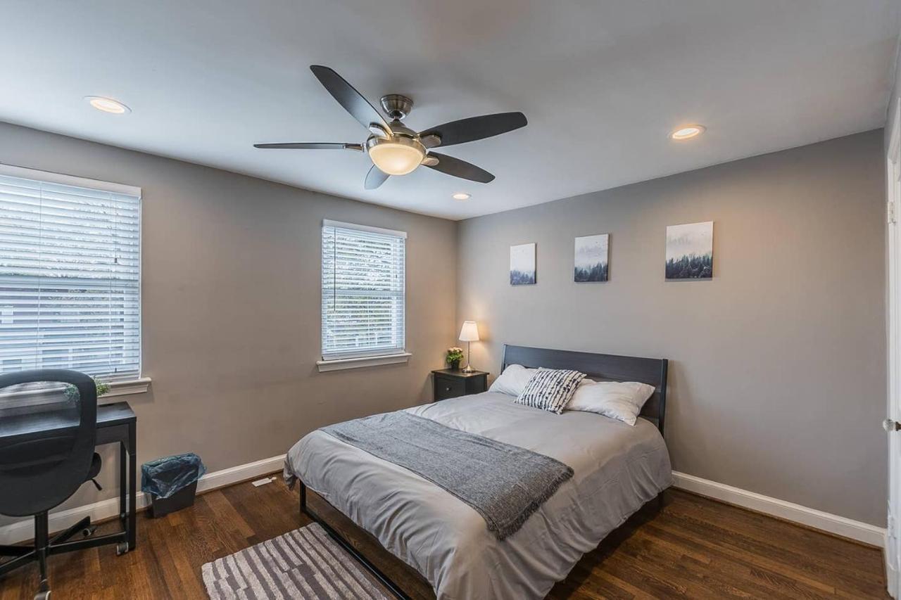 Beautiful 3Br 2Ba House With Cozy Backyard By Cozysuites Alexandria Esterno foto