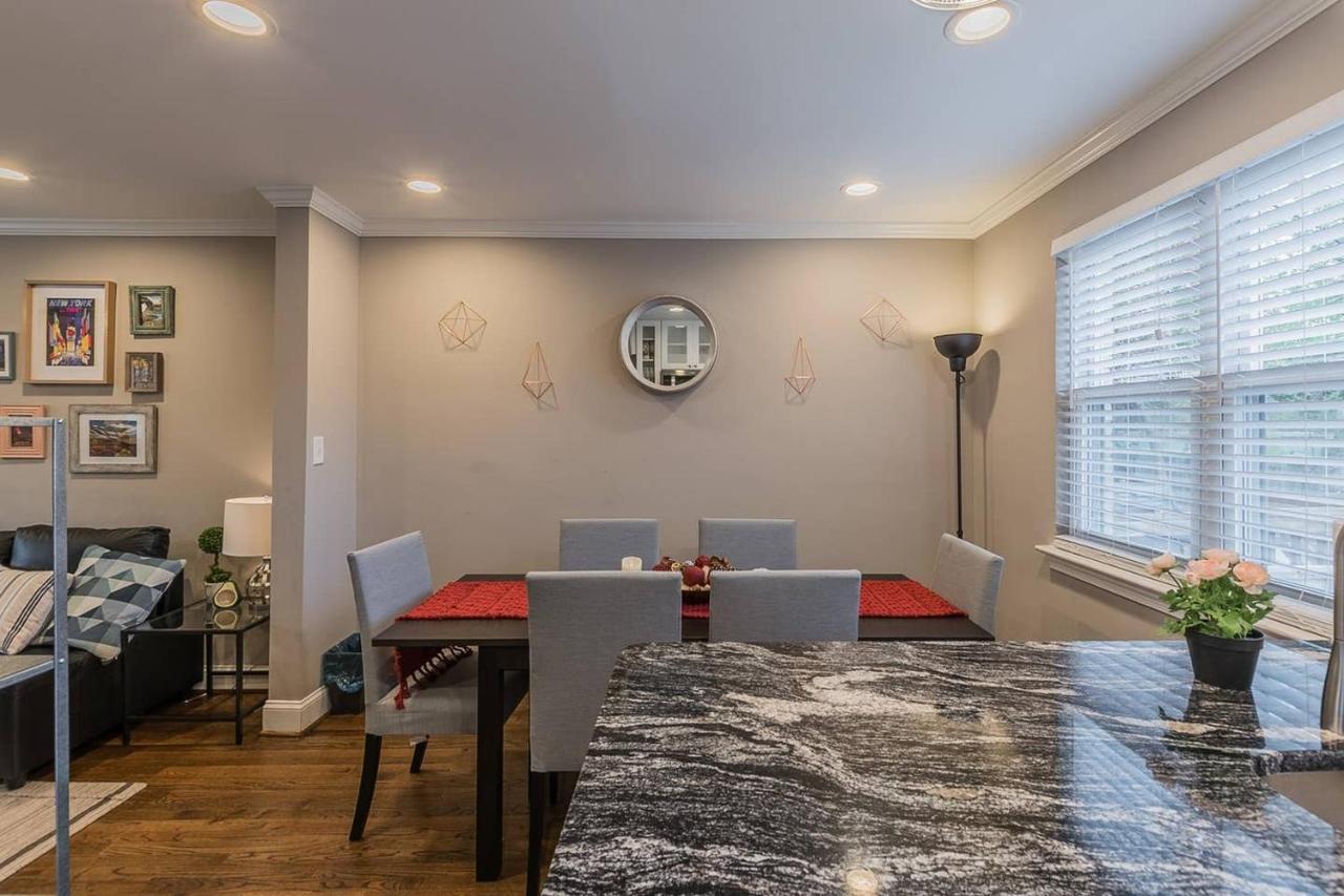 Beautiful 3Br 2Ba House With Cozy Backyard By Cozysuites Alexandria Esterno foto