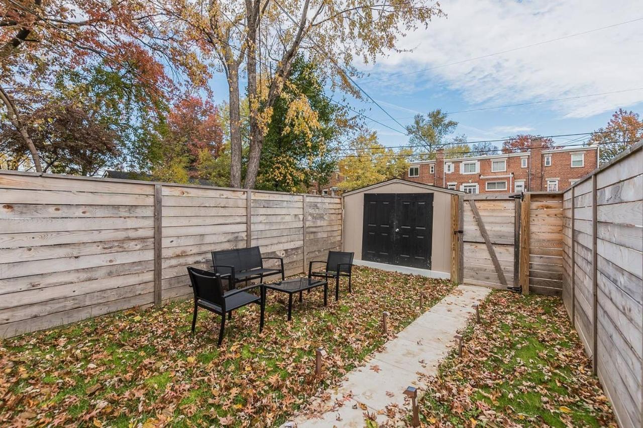 Beautiful 3Br 2Ba House With Cozy Backyard By Cozysuites Alexandria Esterno foto